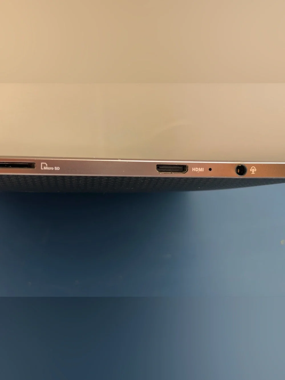 ASUS Eee Pad Transformer TF101 - 16GB Tablet (No Keyboard Dock)